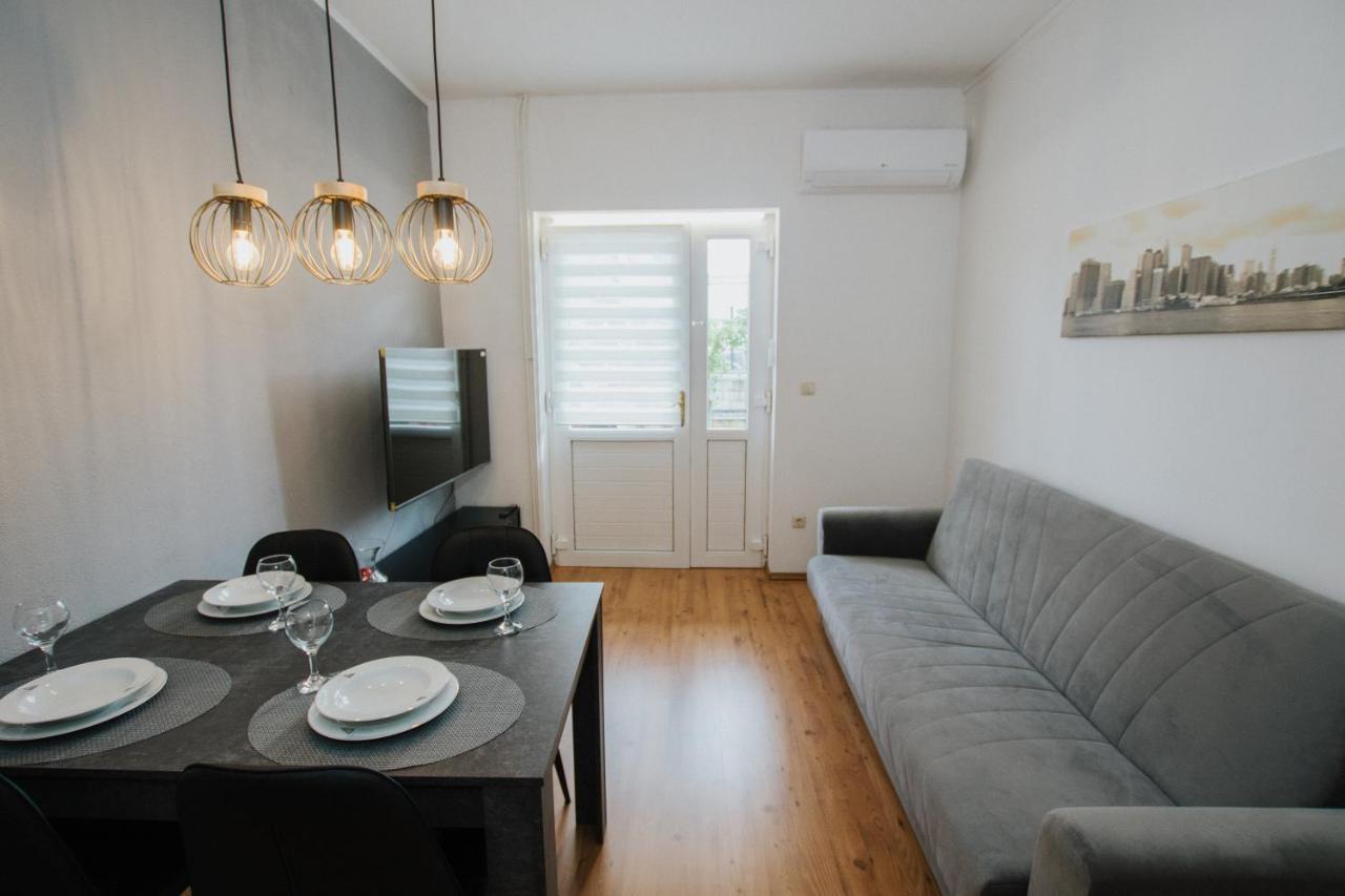 Apartment Deni Solin Esterno foto