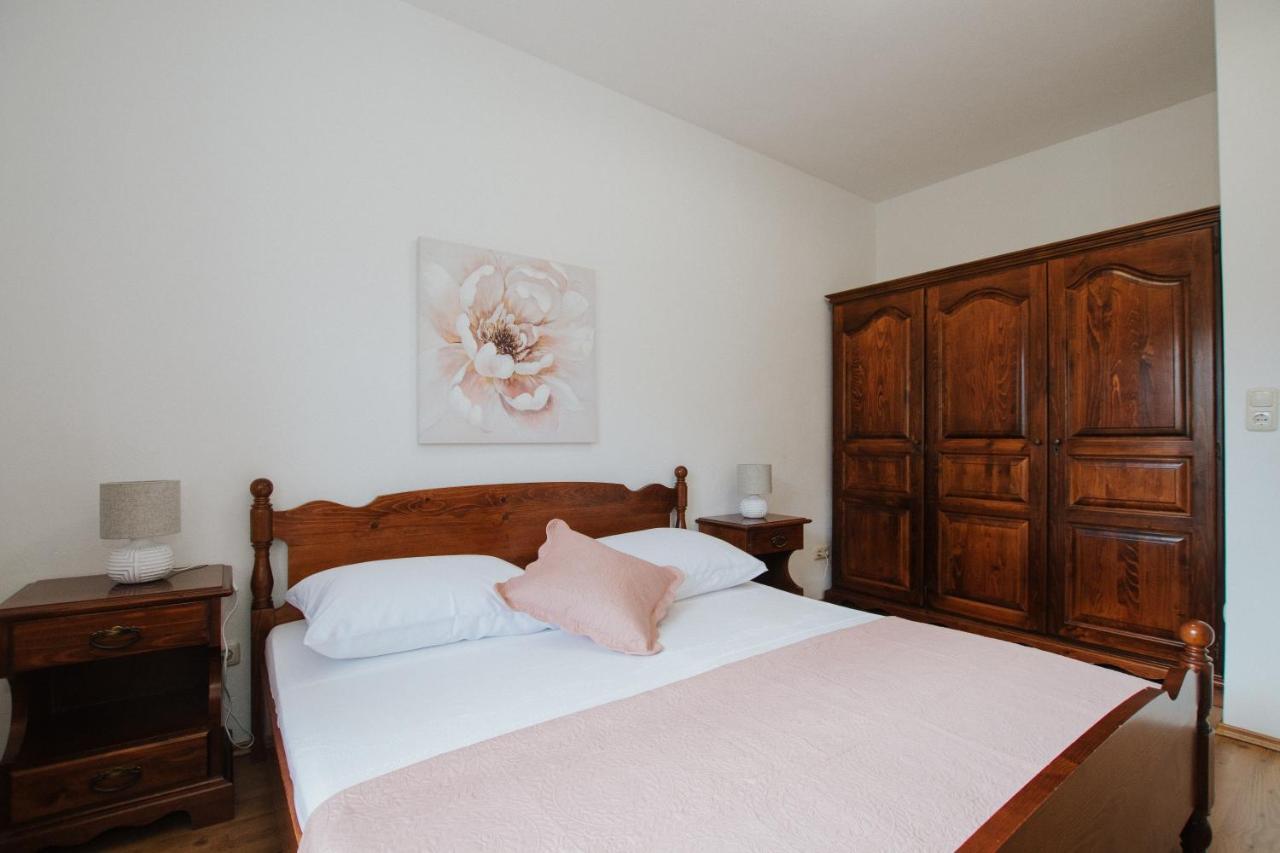 Apartment Deni Solin Esterno foto